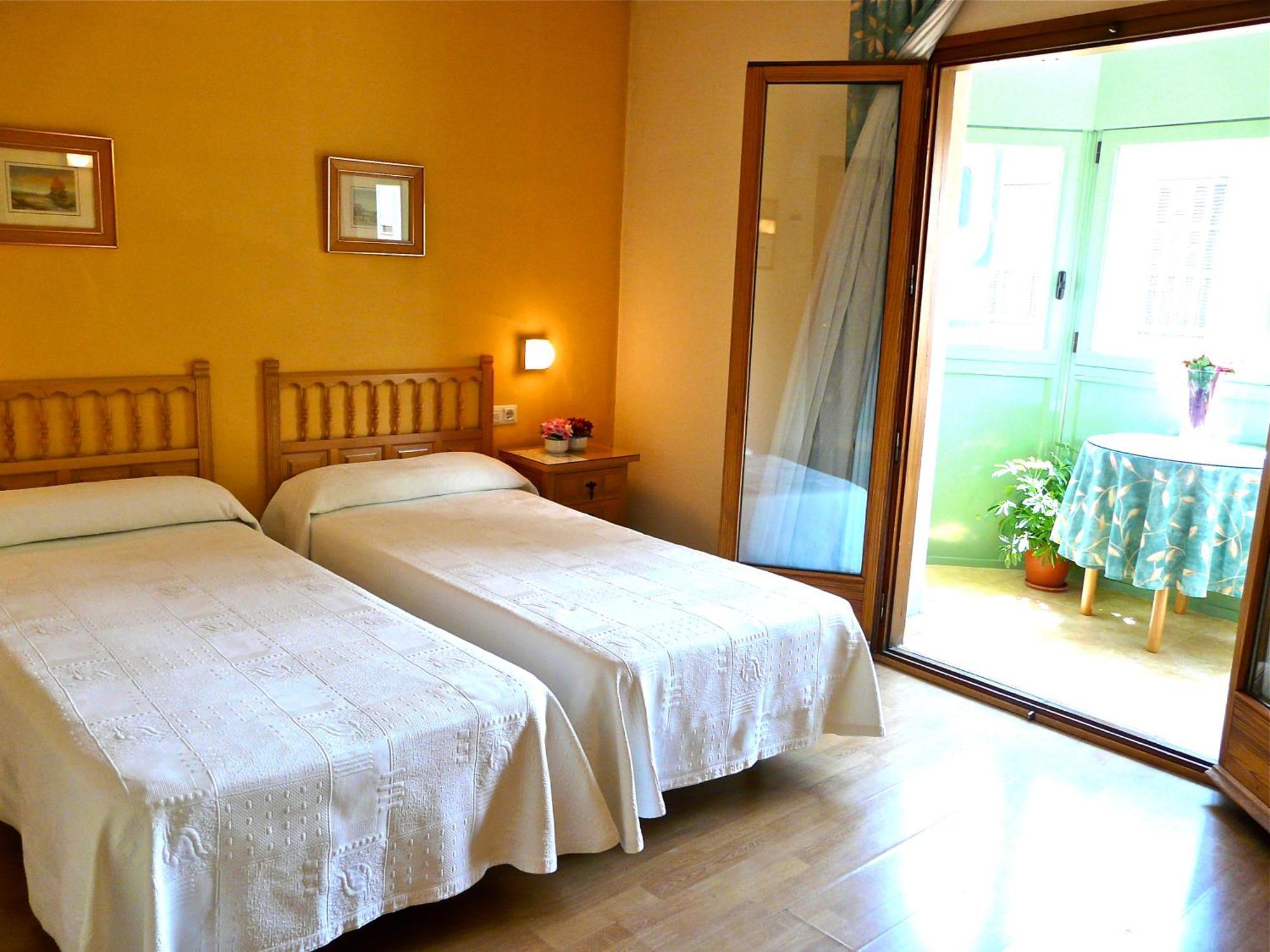 Hotel Nice La Seu d'Urgell Kültér fotó
