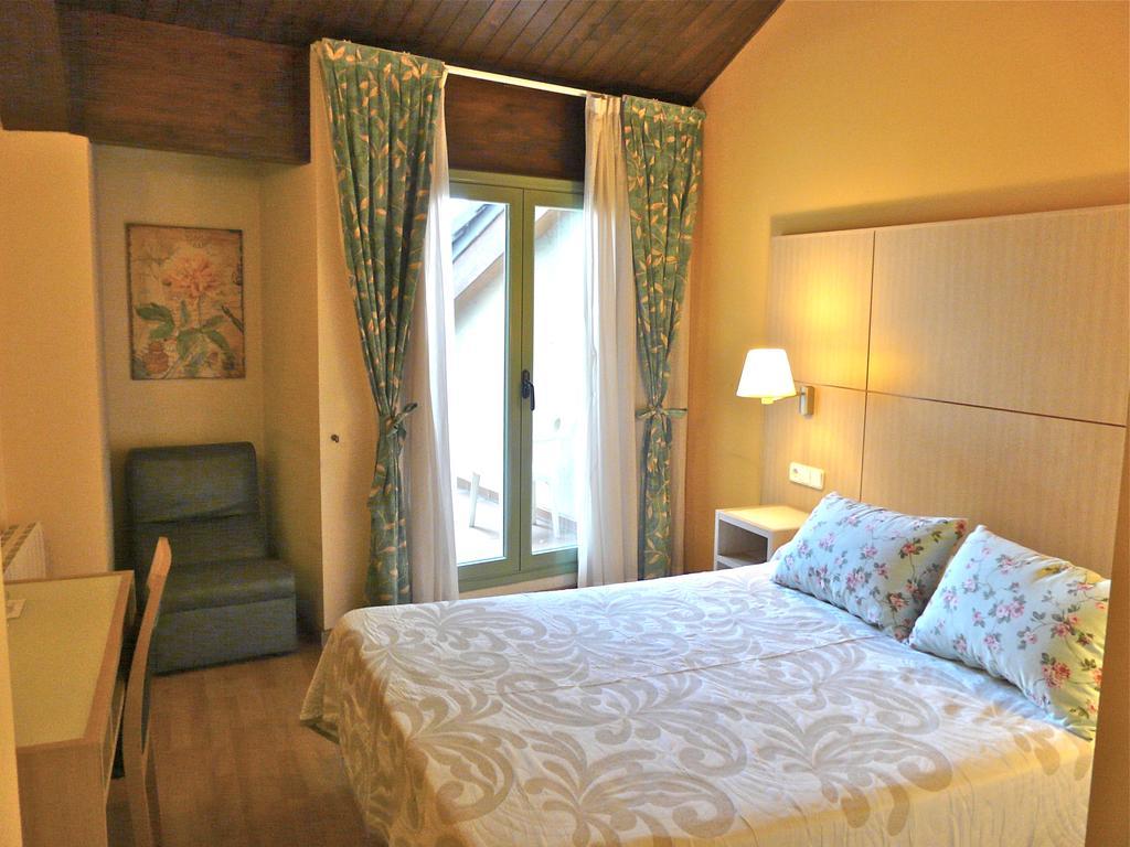 Hotel Nice La Seu d'Urgell Kültér fotó