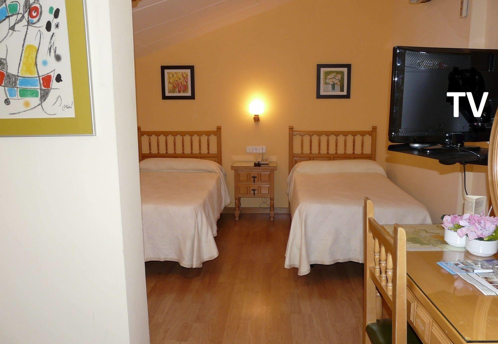 Hotel Nice La Seu d'Urgell Kültér fotó